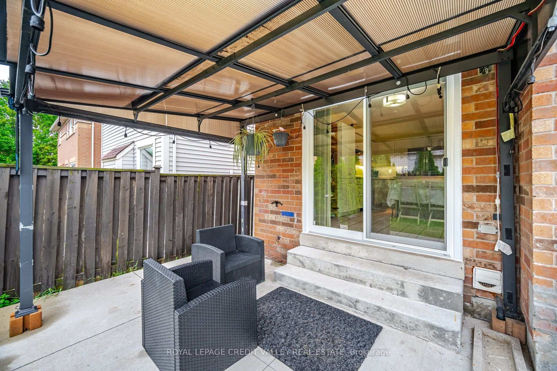 5 Porchlight Road photo 45