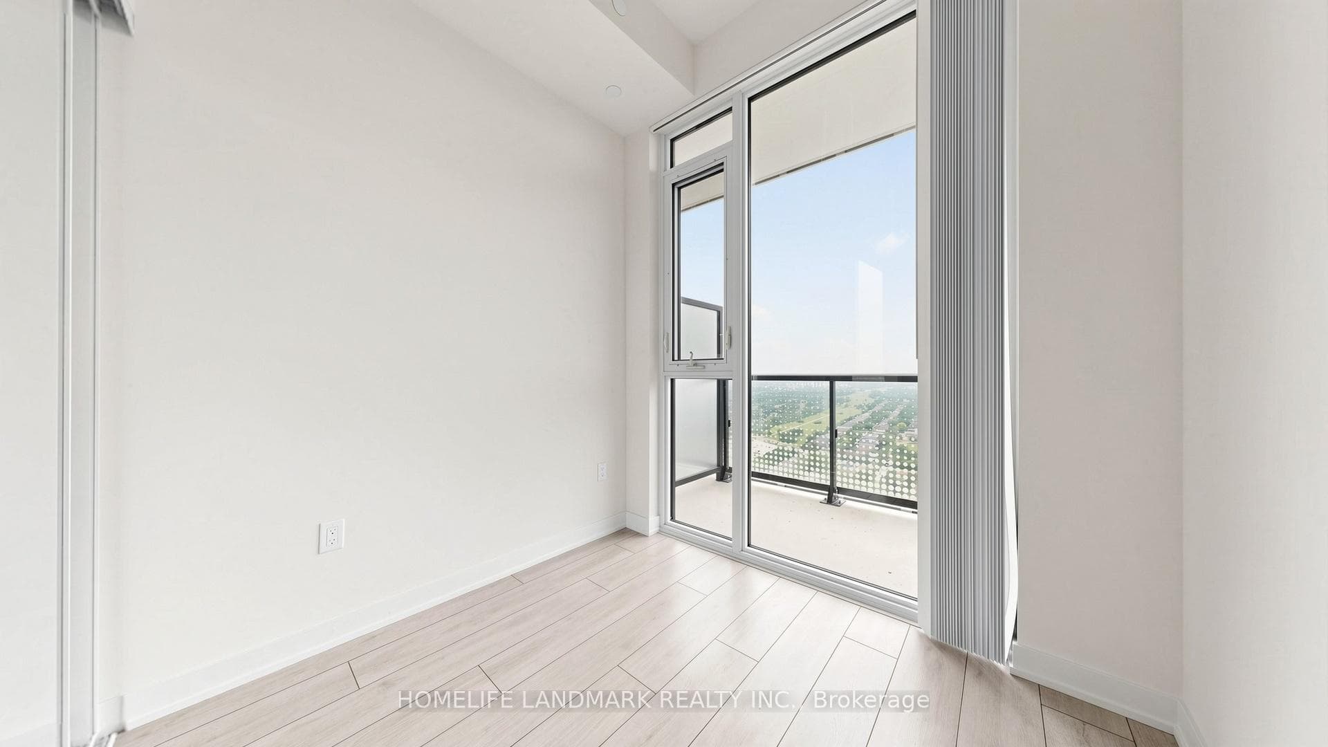 5858 Yonge Street Unit LPH25 photo 14