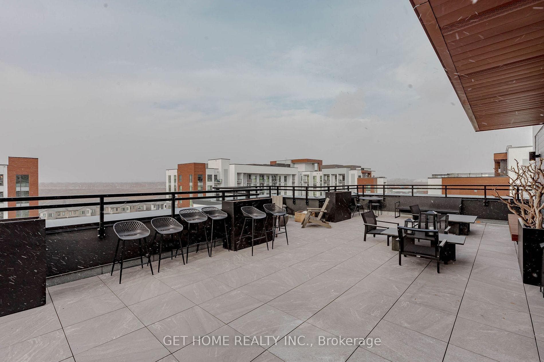 480 Gordon Krantz Avenue Unit 609 photo 29