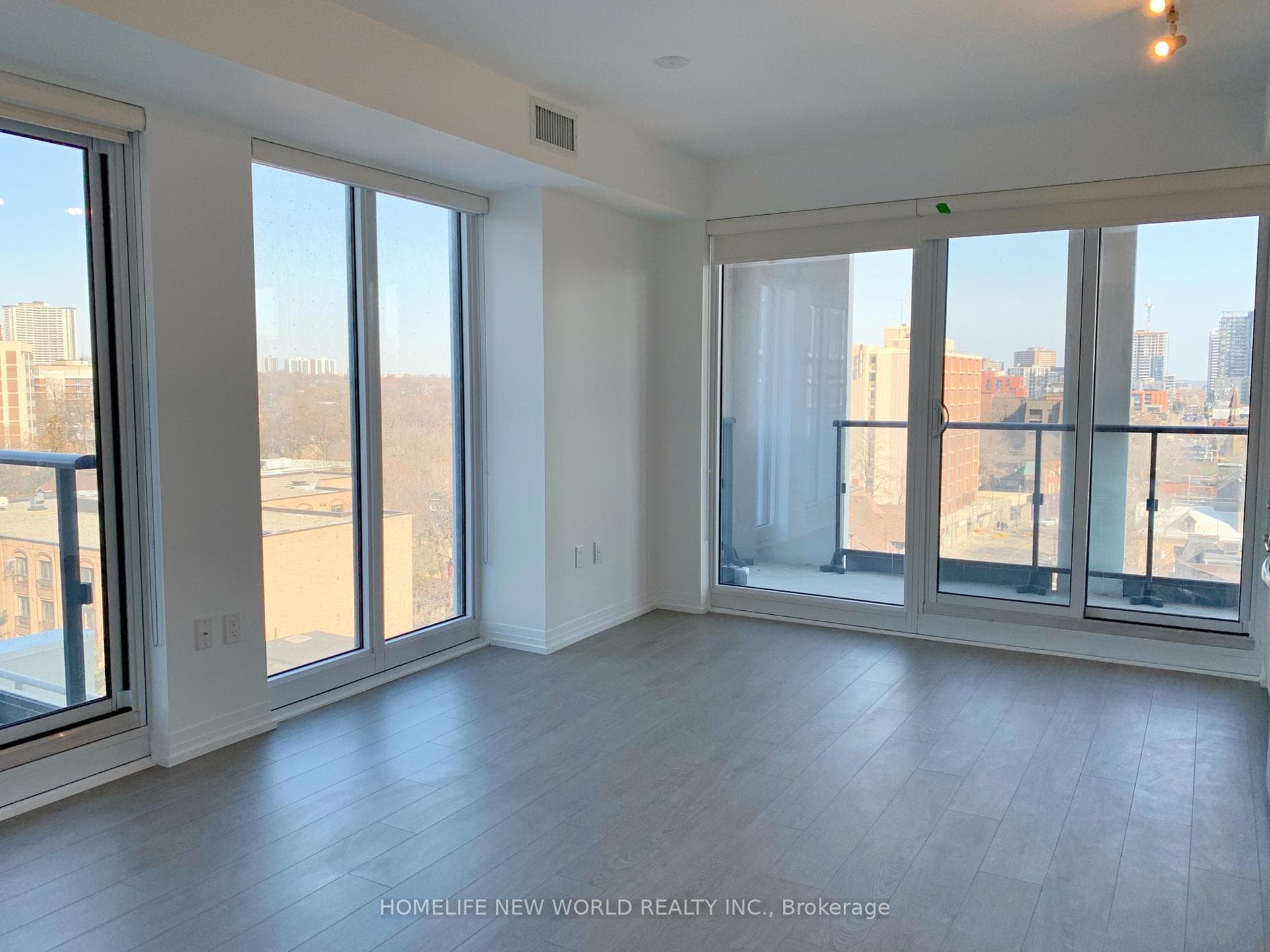 251 Jarvis Street Unit 809 photo 8
