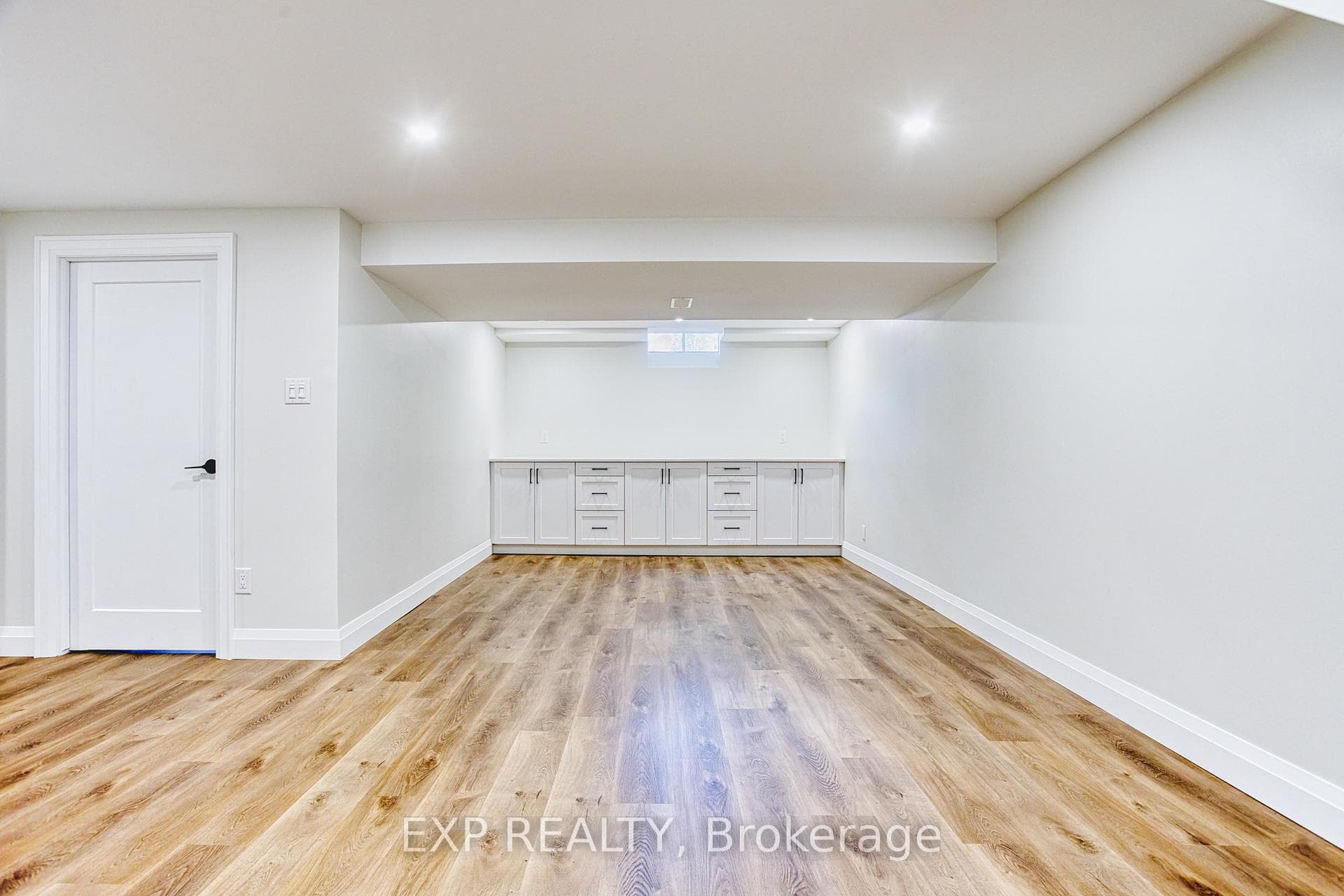 15 Glaceport Avenue photo 29
