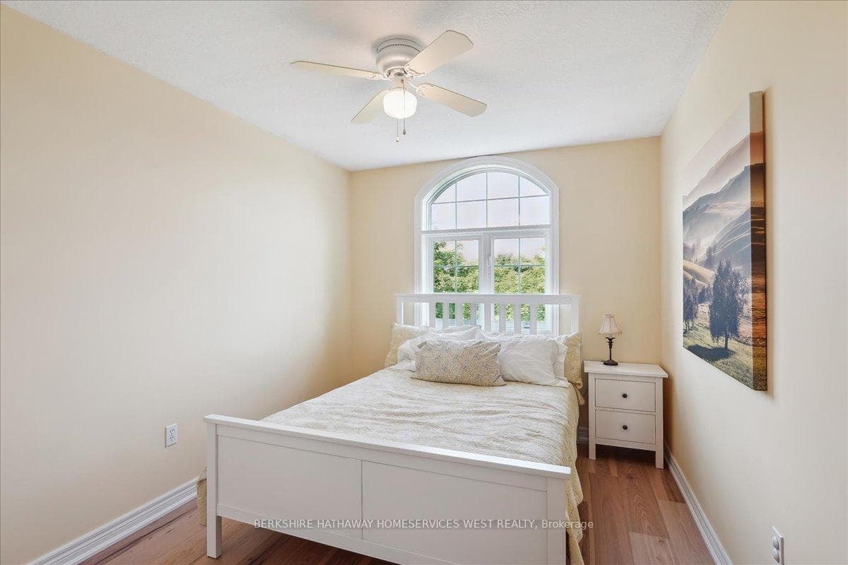 321 Southbrook Drive photo 16