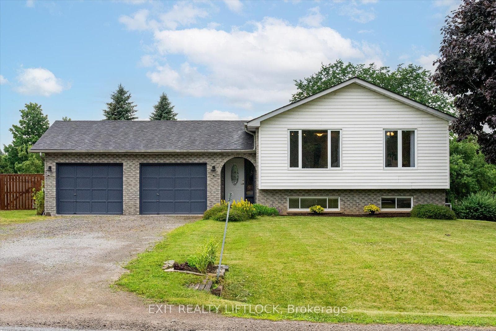 252 Washburn Island Road photo 1