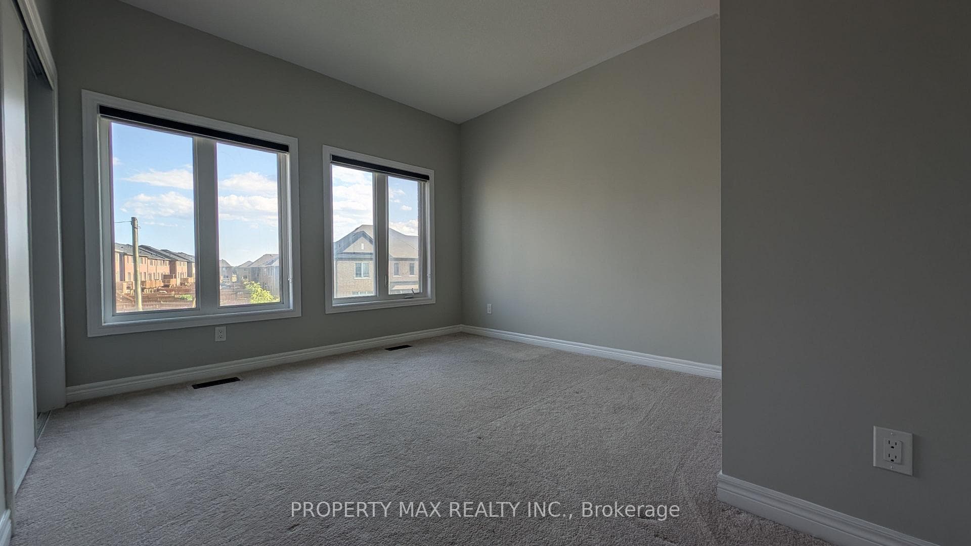 393 BUSATO Drive photo 23