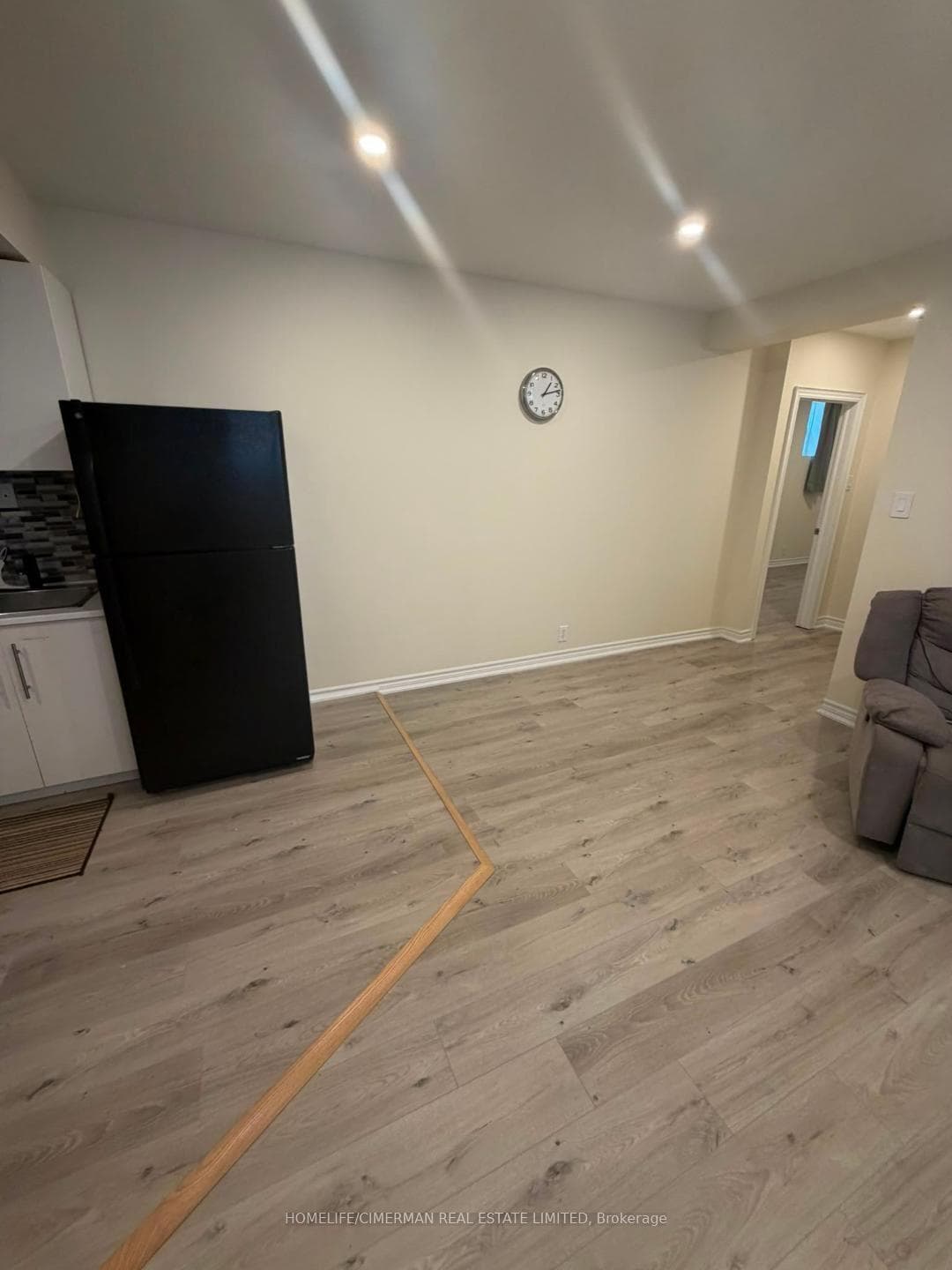 92 Alexis Boulevard Unit Basement Unit 1 photo 9