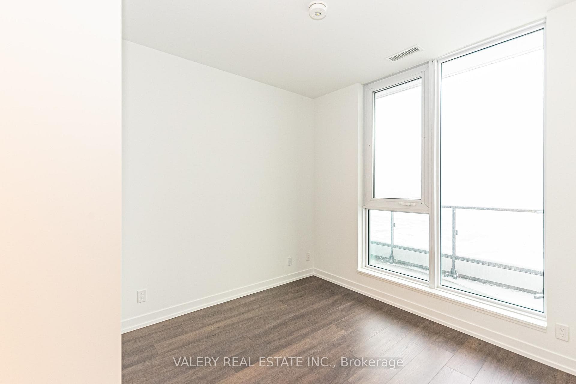 5 Buttermill Avenue Unit PH06 photo 6