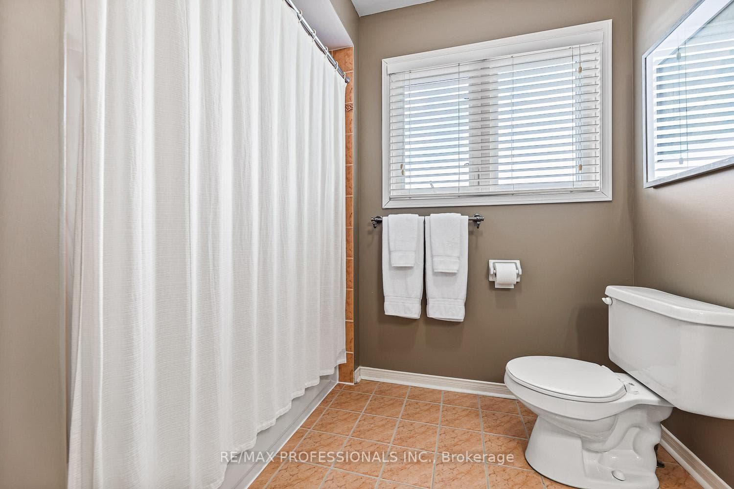 45 Silvervalley Drive photo 26