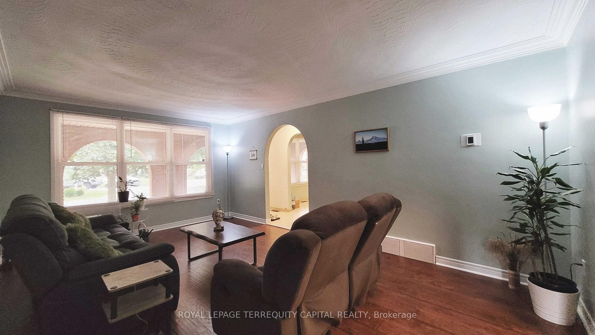 16 Mayfair Court photo 9
