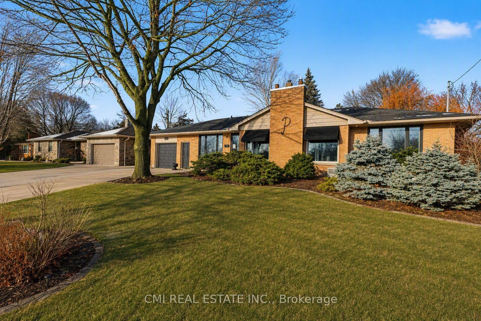 645 Riverside Drive photo 4