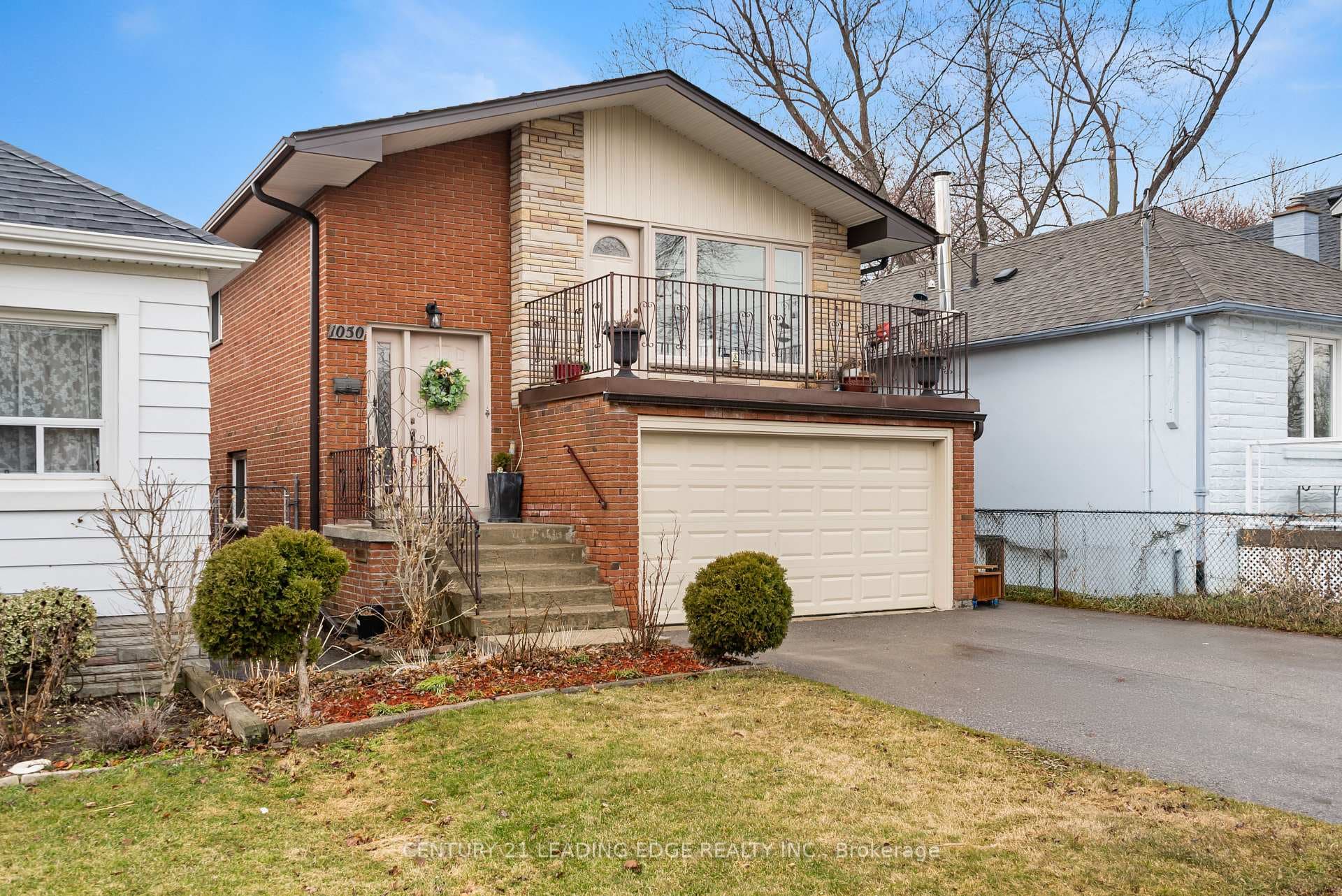 1050 Alexandra Avenue photo 4
