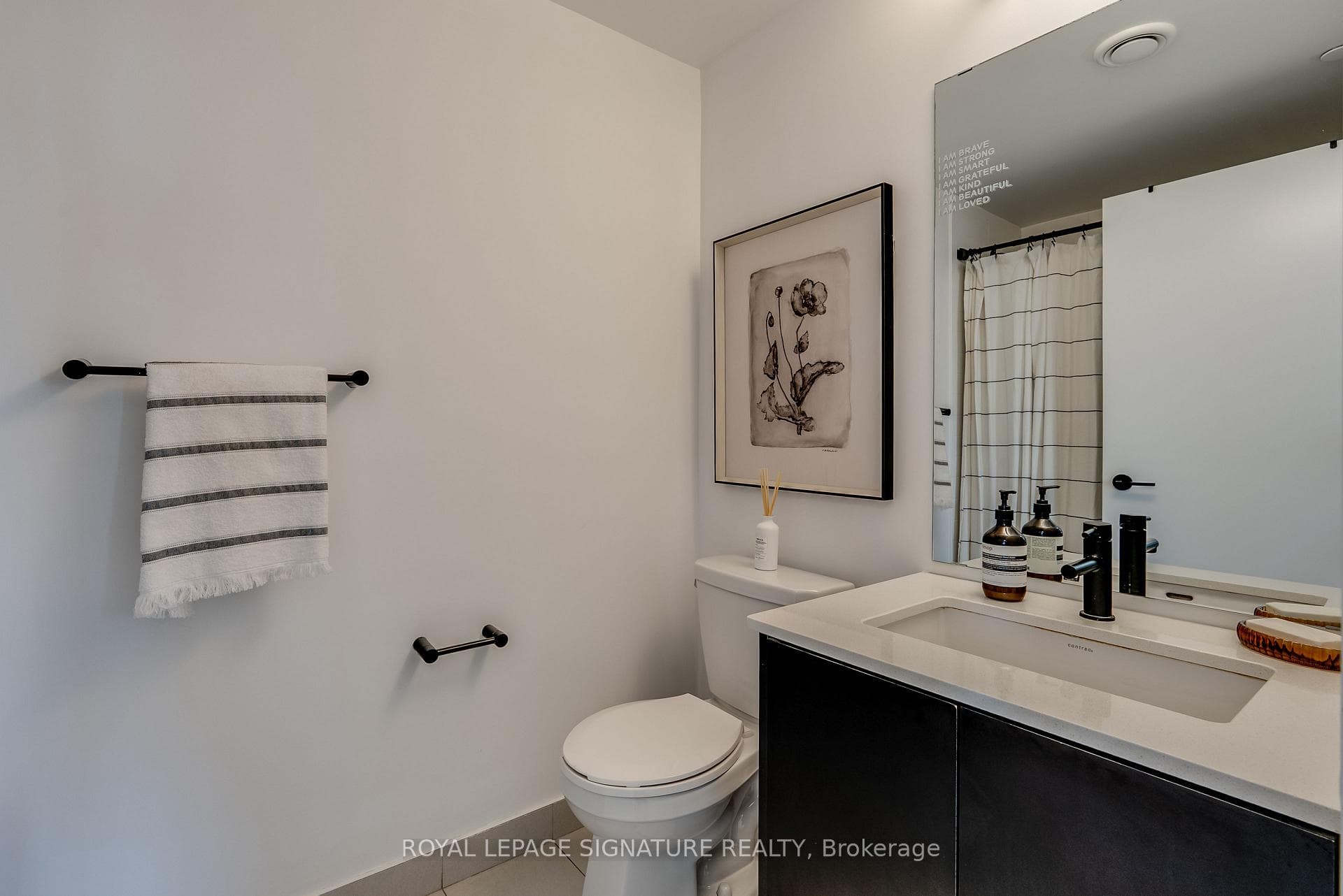 2300 St. Clair Avenue Unit 517 photo 17