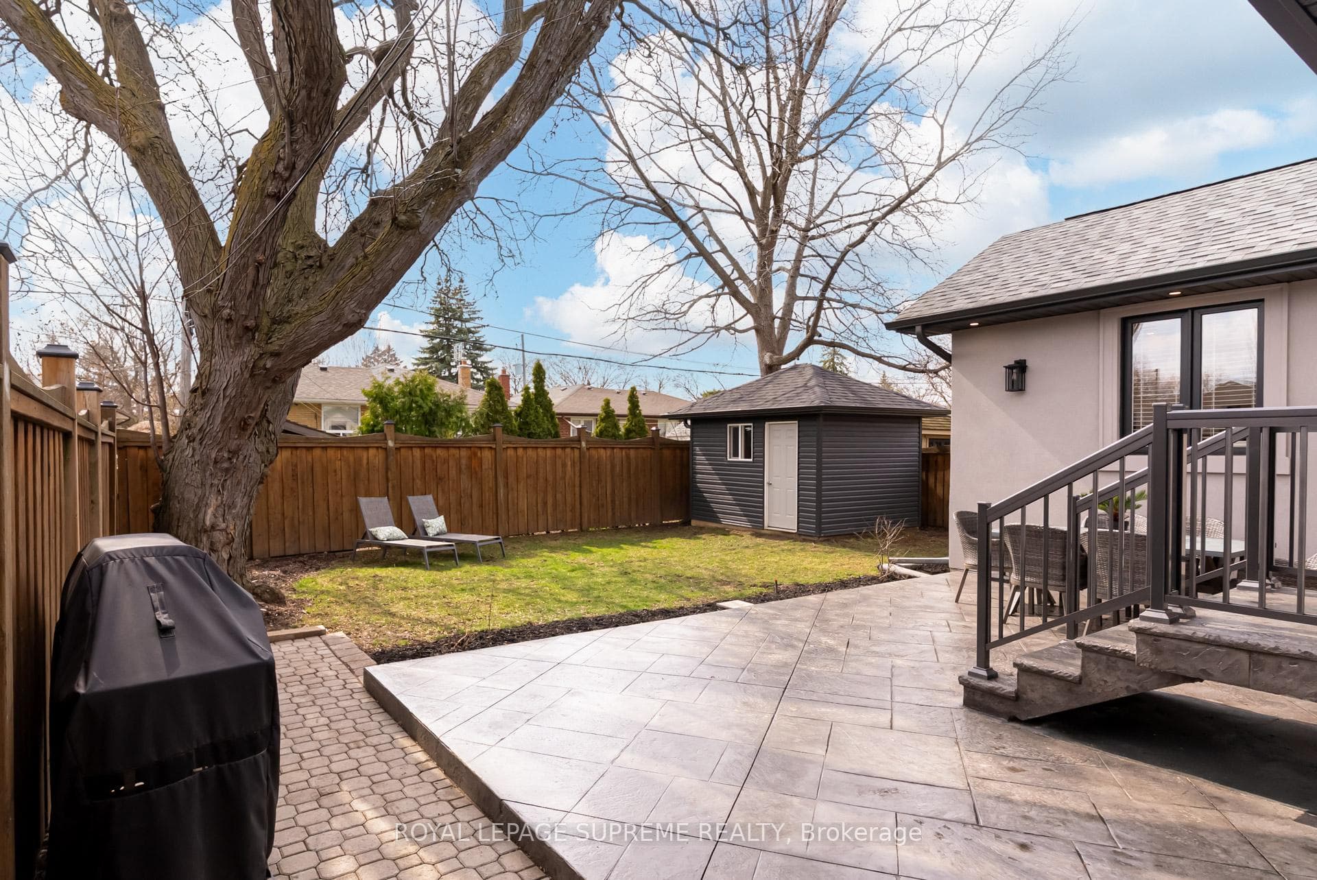 21 Spencely Court photo 37