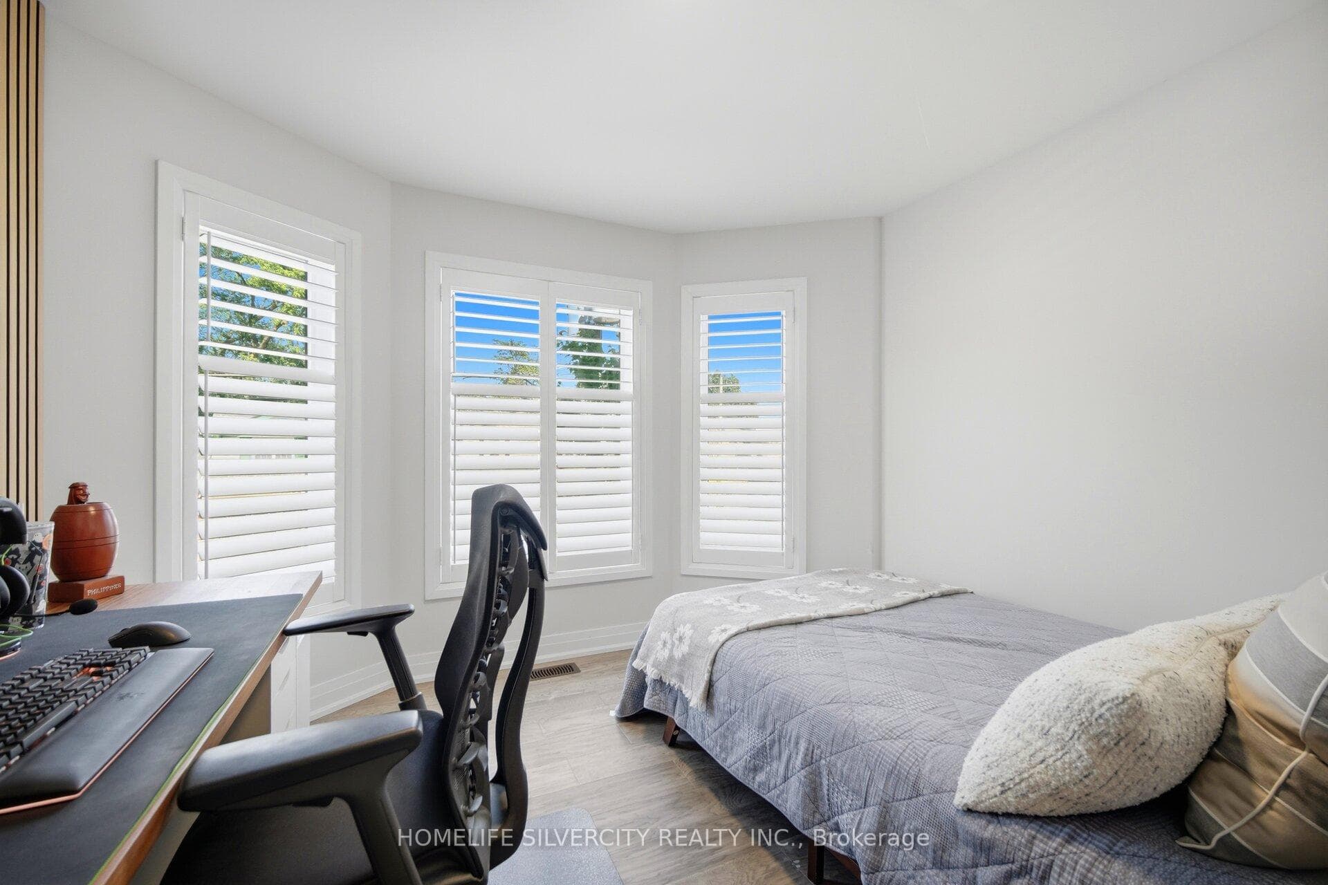 35 Somers Avenue Unit 1 photo 11