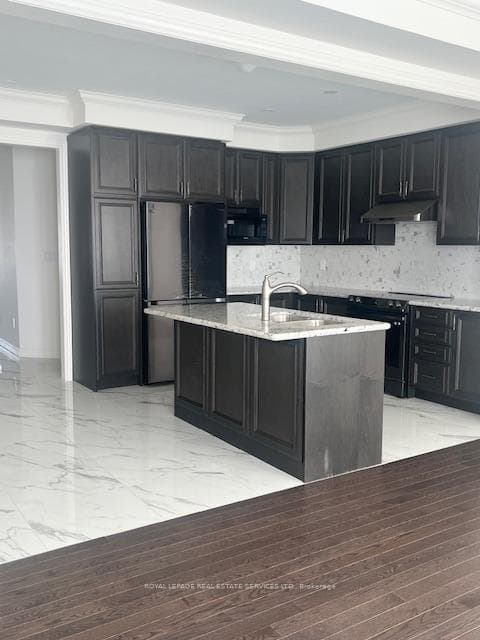 293 Great Falls Boulevard photo 5
