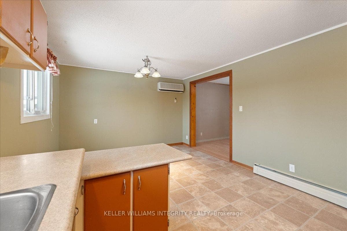 320 Reynolds Drive photo 13