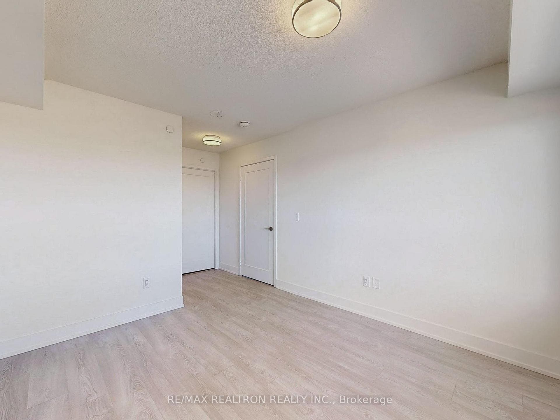 10 Eva Road Unit 1705 photo 20