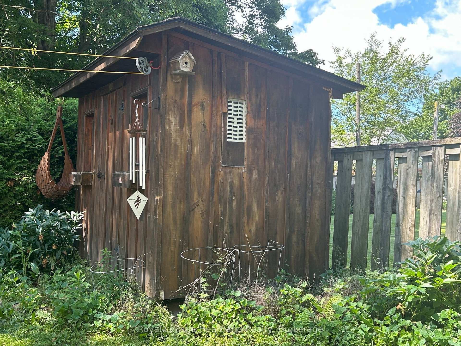 118 ISAAC Street photo 32
