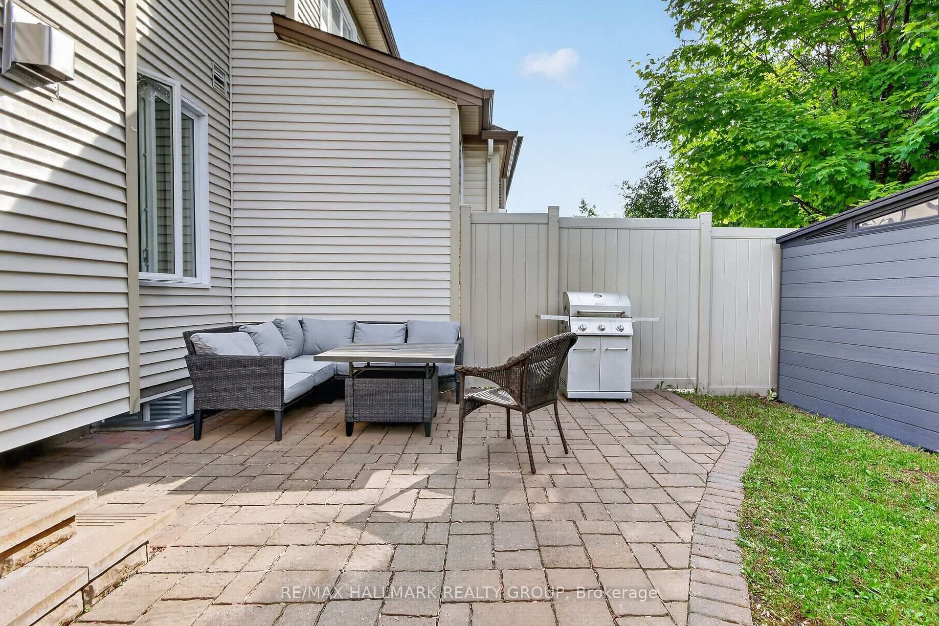 163 Highbury Park Drive photo 38