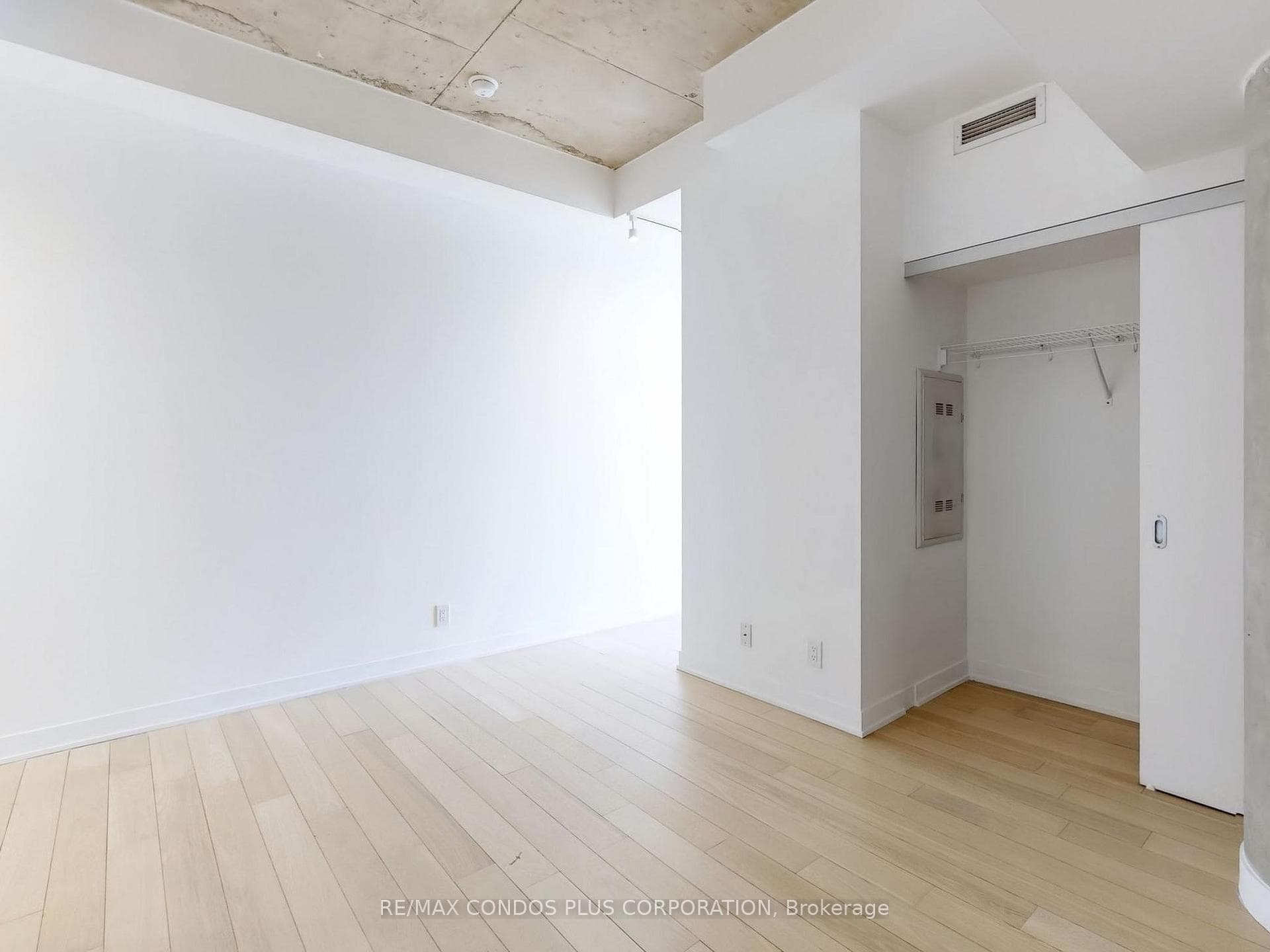318 King Street Unit 710 photo 20