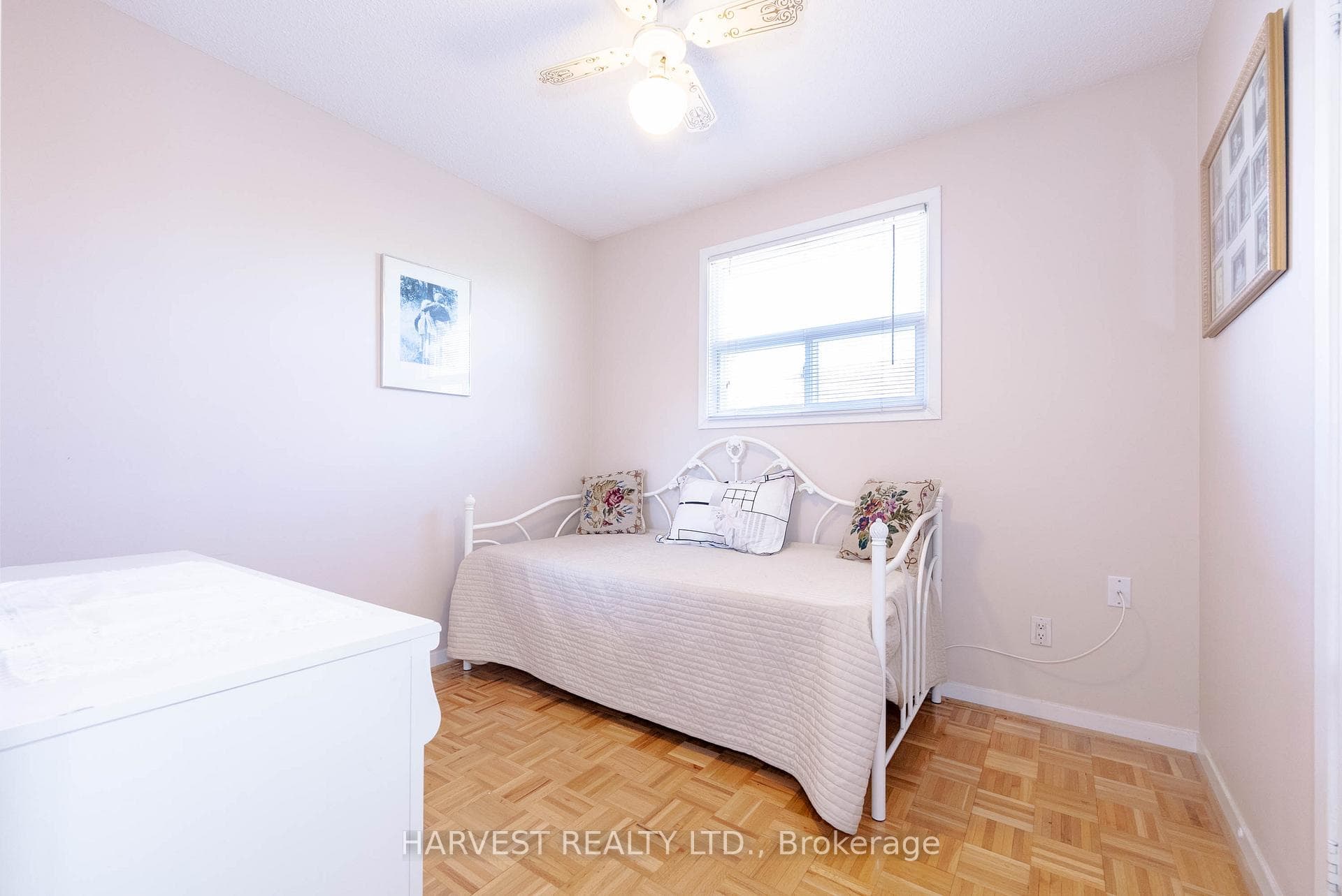 56 Mentor Boulevard photo 12