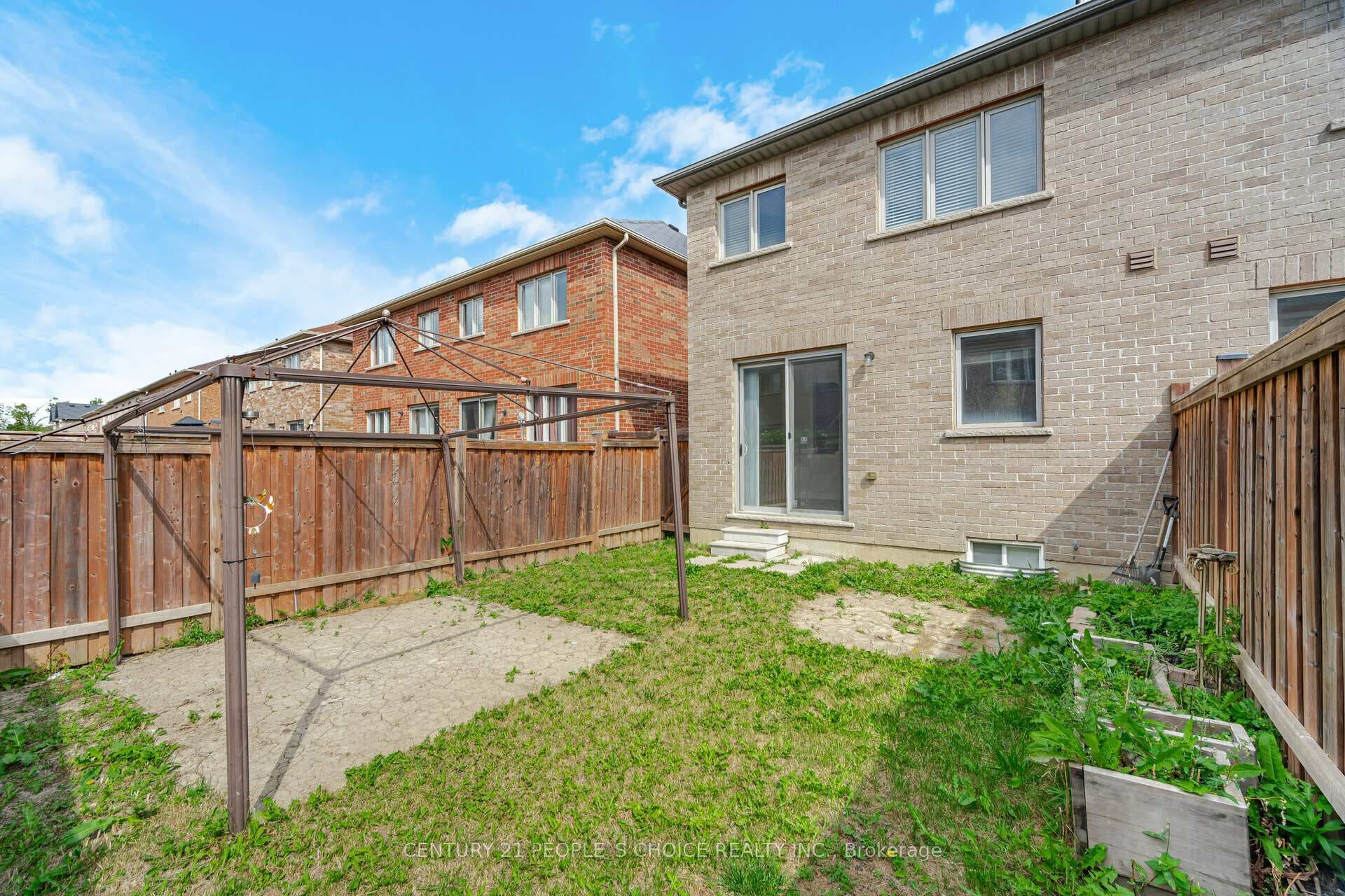 25 Buchanan Crescent photo 38