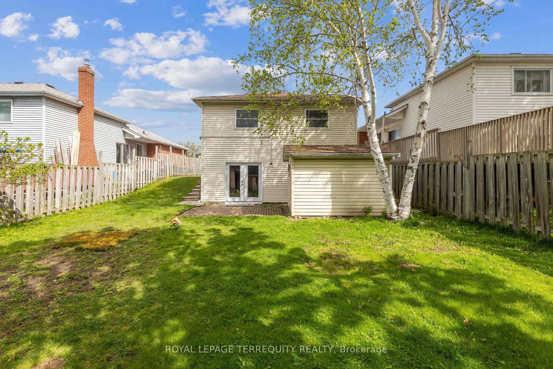 65 Overbank Drive photo 39
