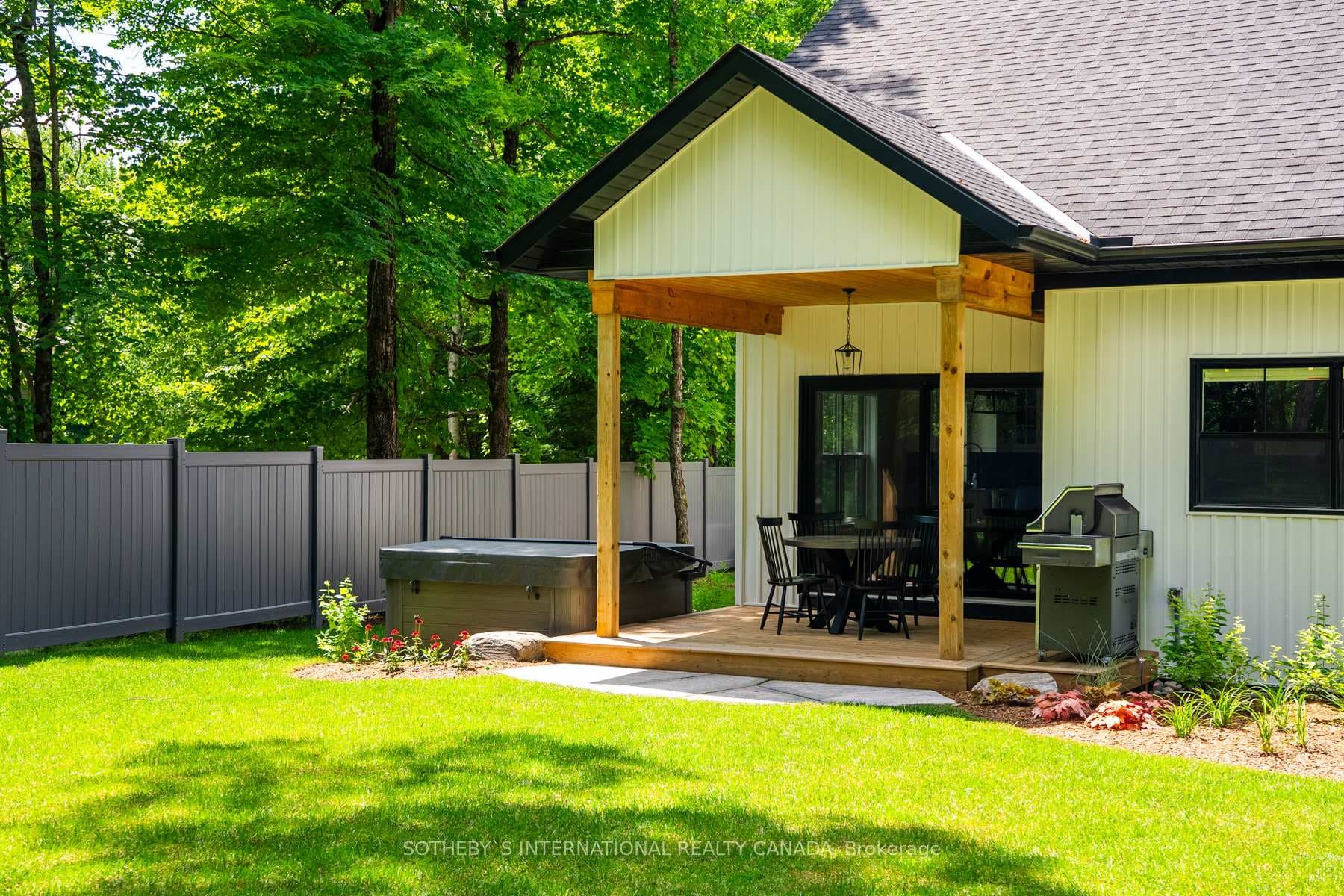 189 Balsam Chutes Road photo 6