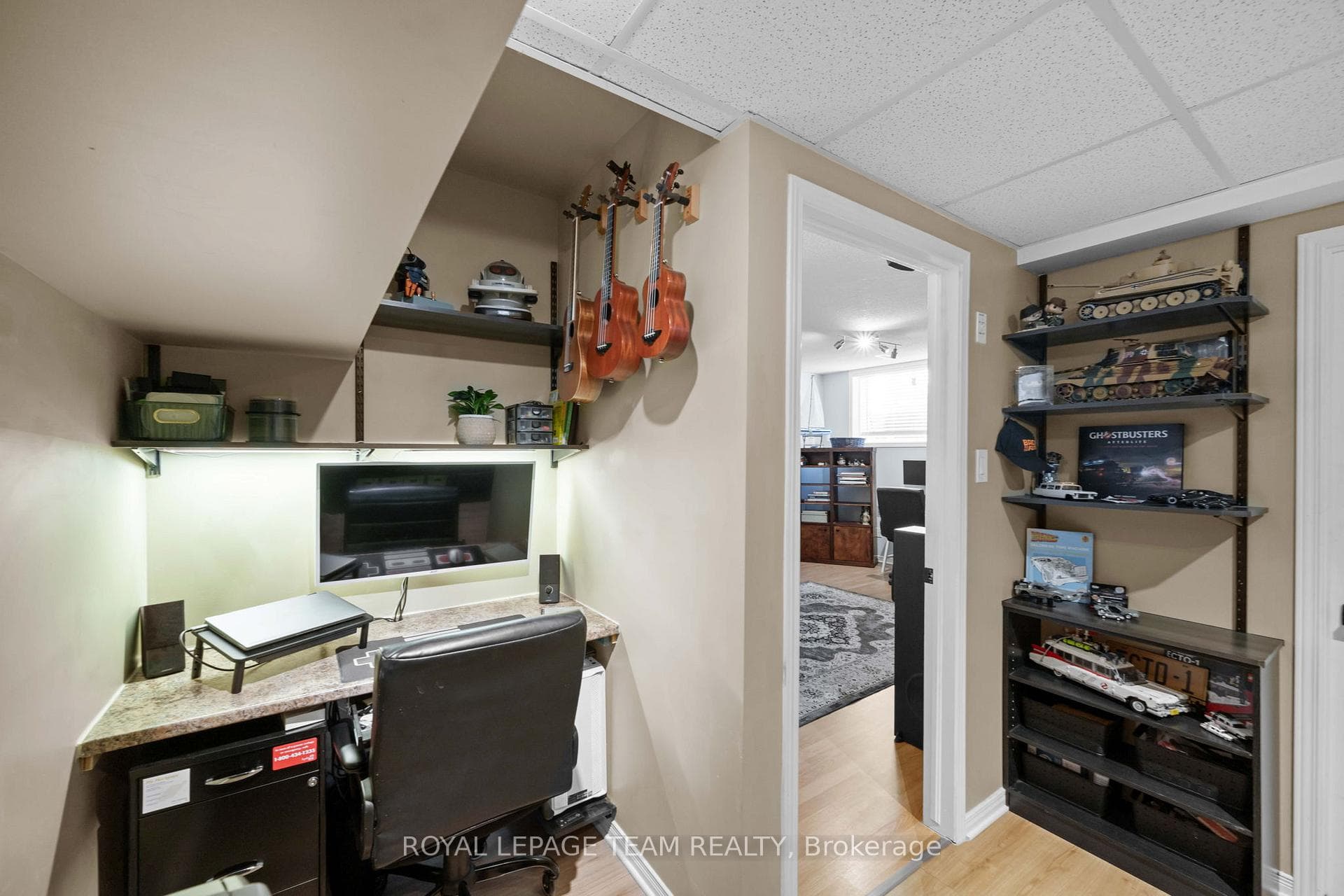 646 Casabella Drive photo 36