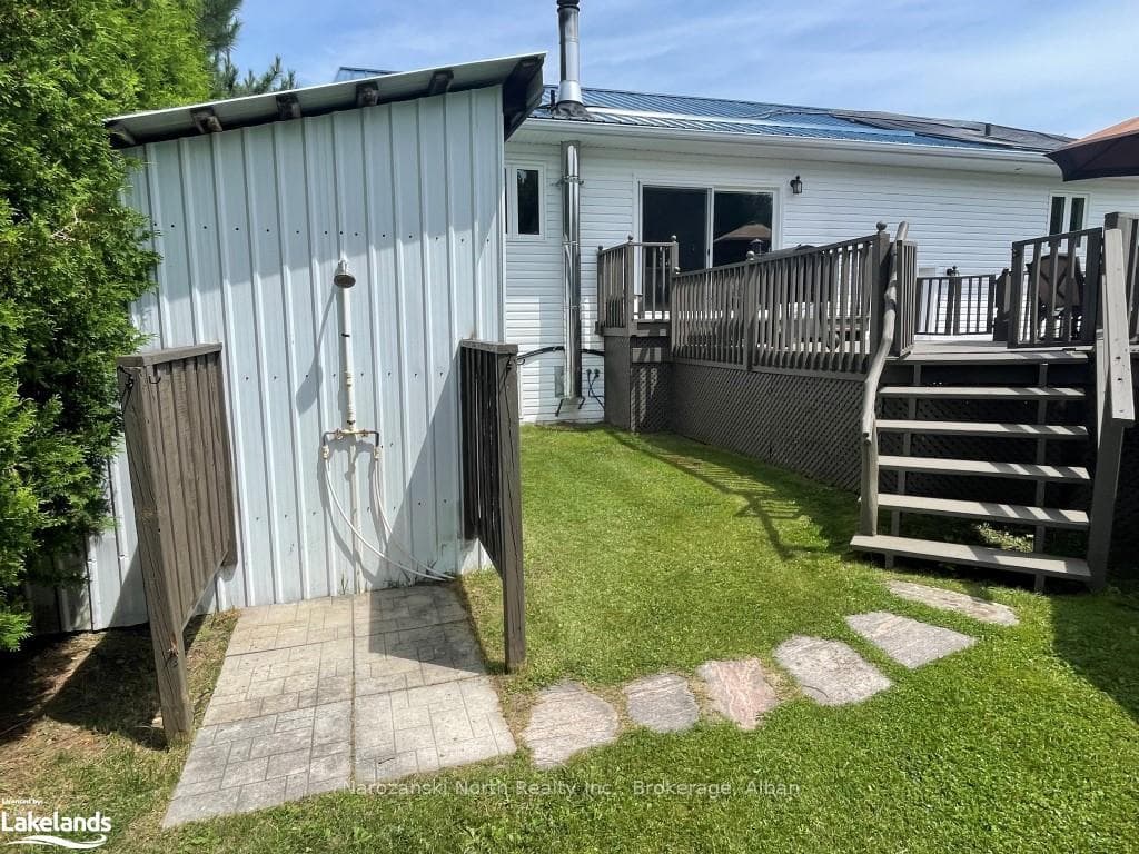 147 ST DAVID Street photo 28