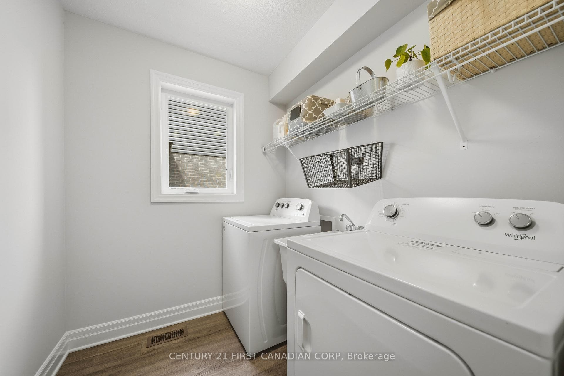 148 Gilmour Drive photo 16