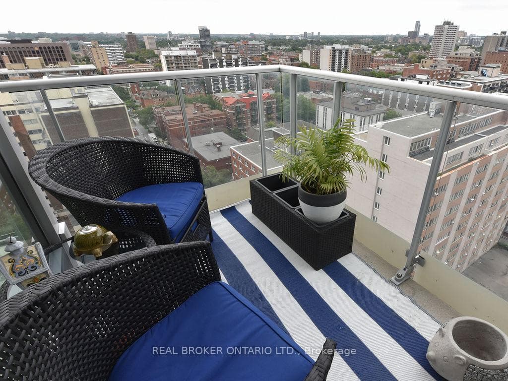 179 Metcalfe Street Unit 1609 photo 23