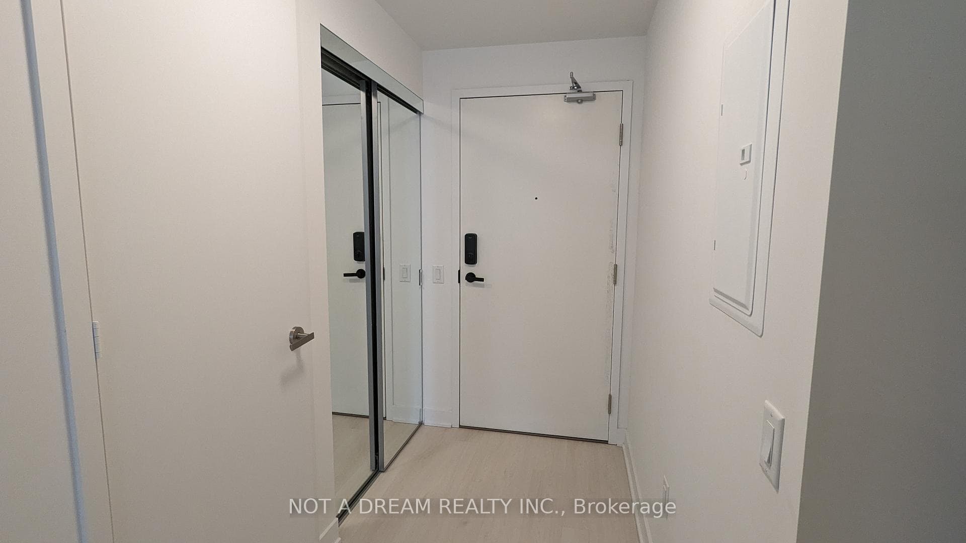 3900 Confederation Parkway Unit 813 photo 11