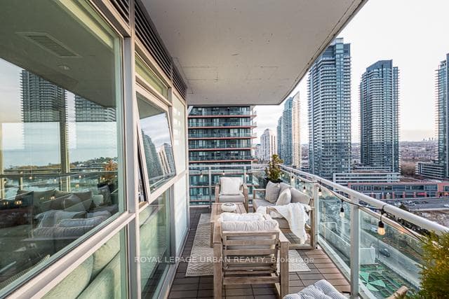 33 Shore Breeze Drive Unit 1503 photo 16