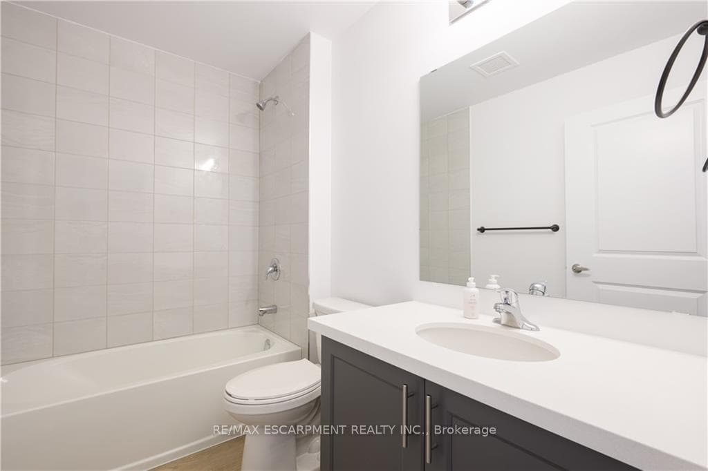 5055 Greenlane Road Unit 401 photo 28