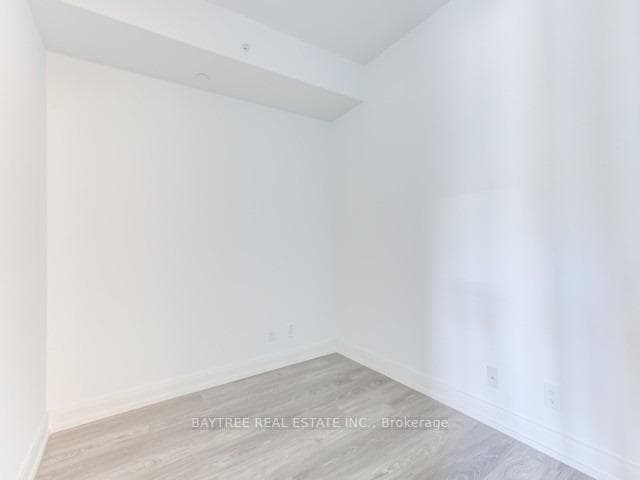 181 Dundas Street Unit 3312 photo 8