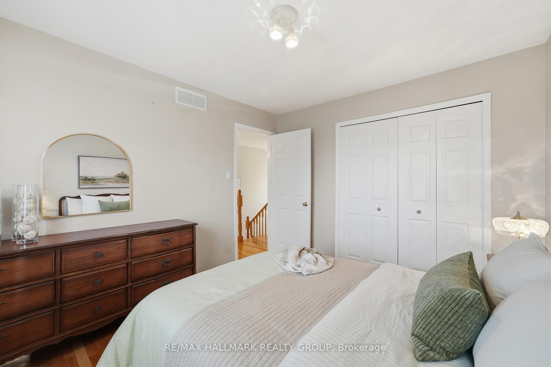 1144 Ambercrest Street photo 31