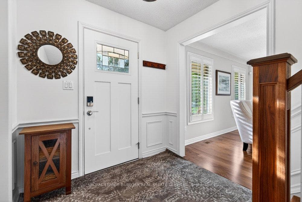 89 Stonegate Drive photo 5