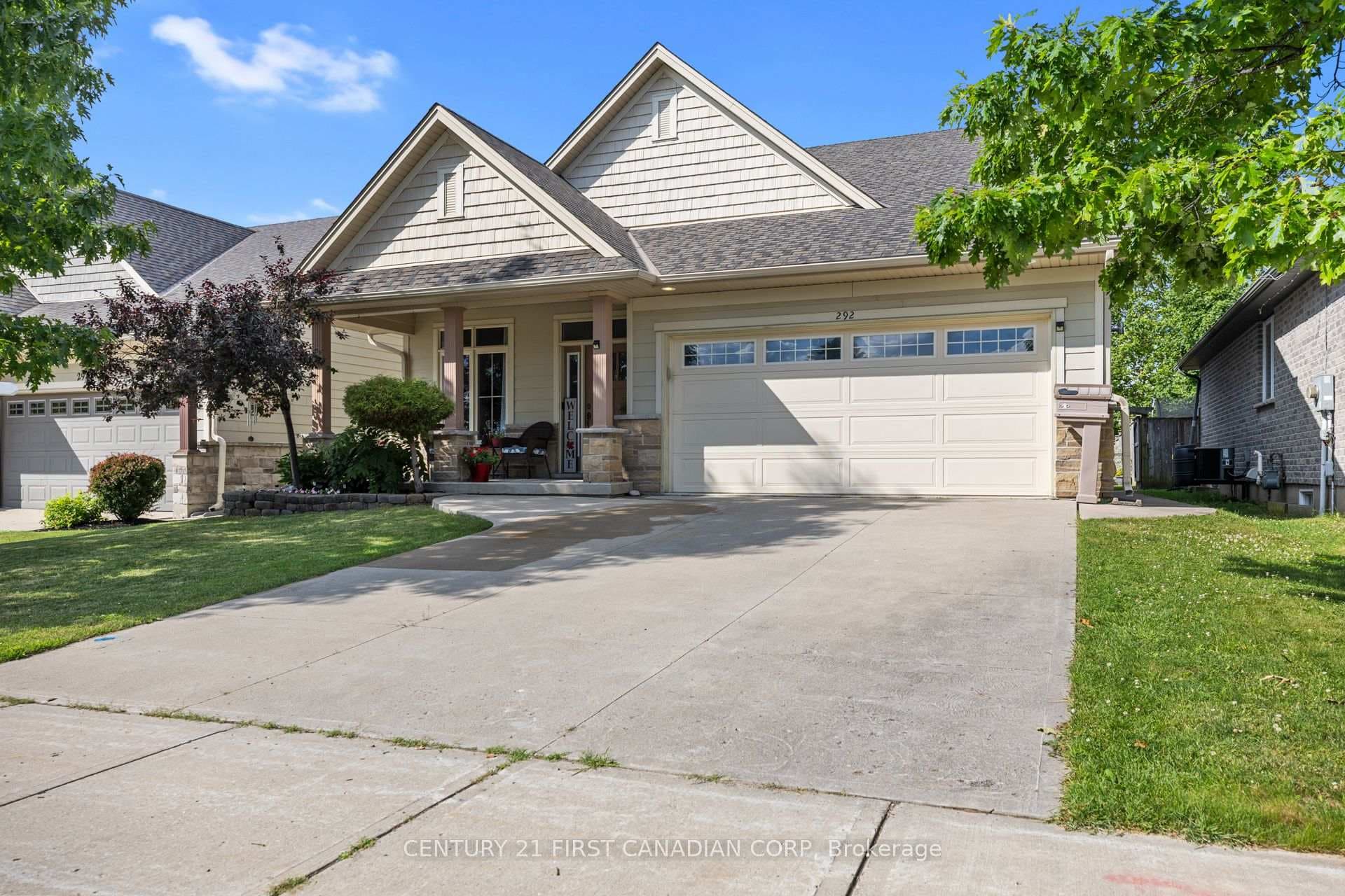 292 Walnut Street photo 2