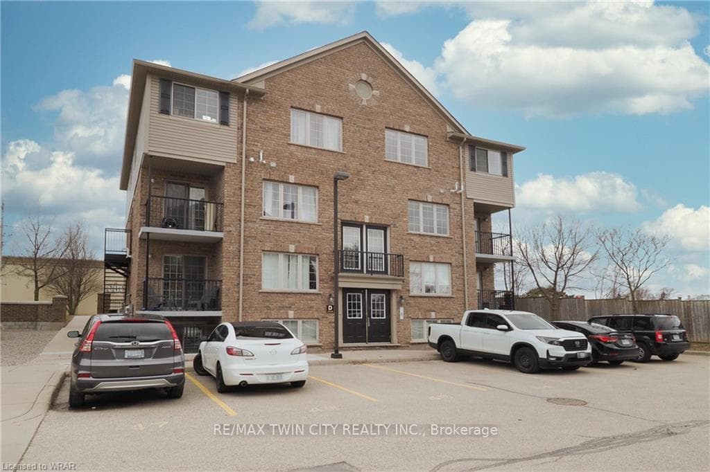 12 Holborn Drive Unit D30 photo 1