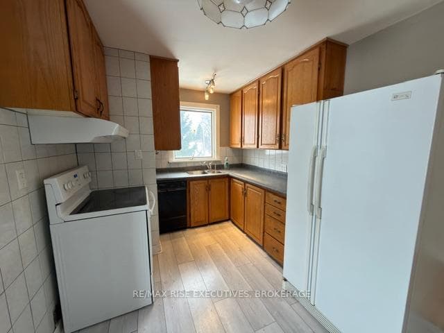 2073 Bath Road photo 4