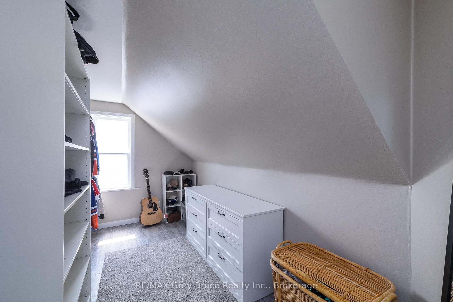1110 2nd Avenue photo 19