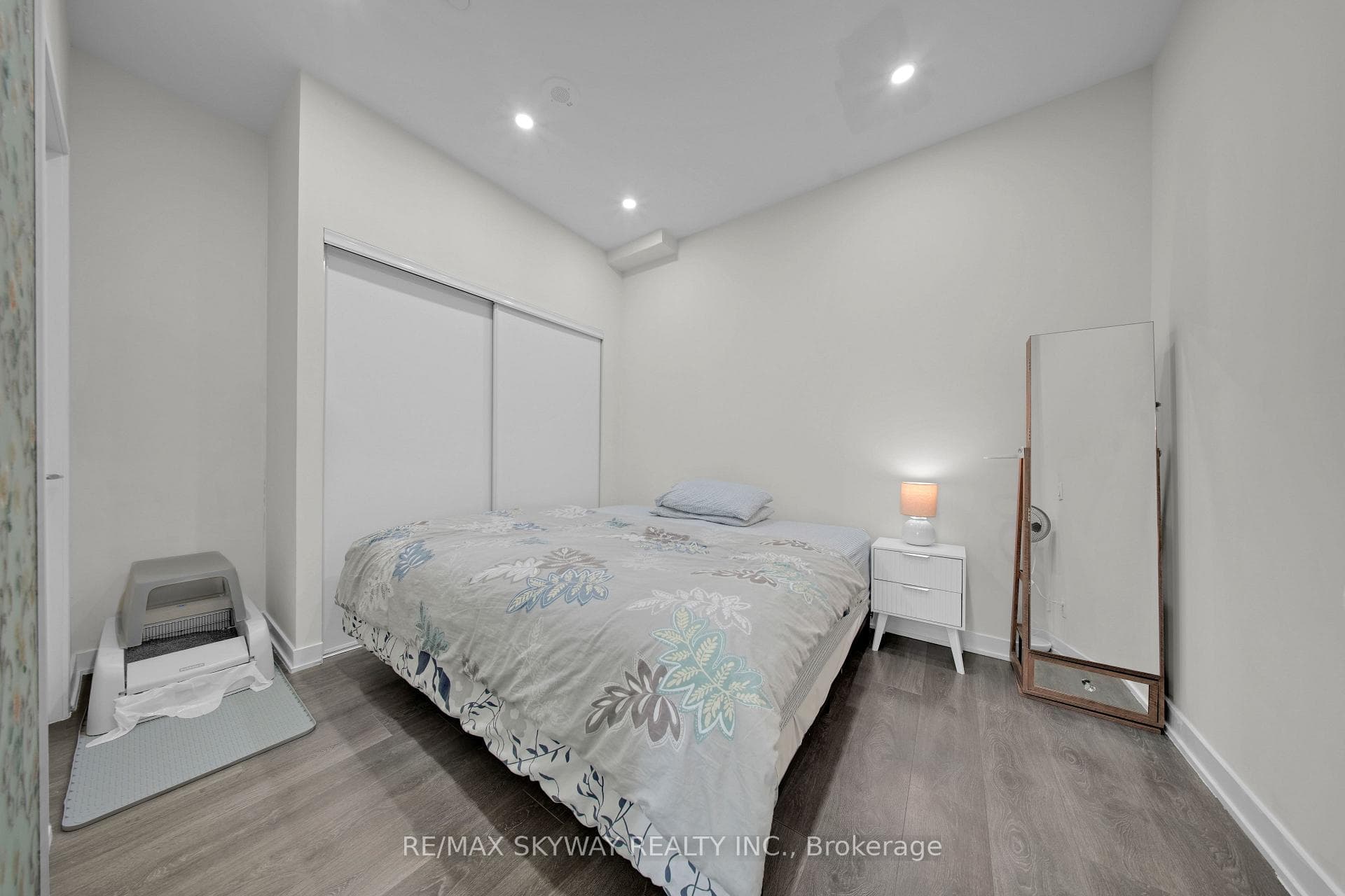 6 sonic Way Unit 103 photo 17