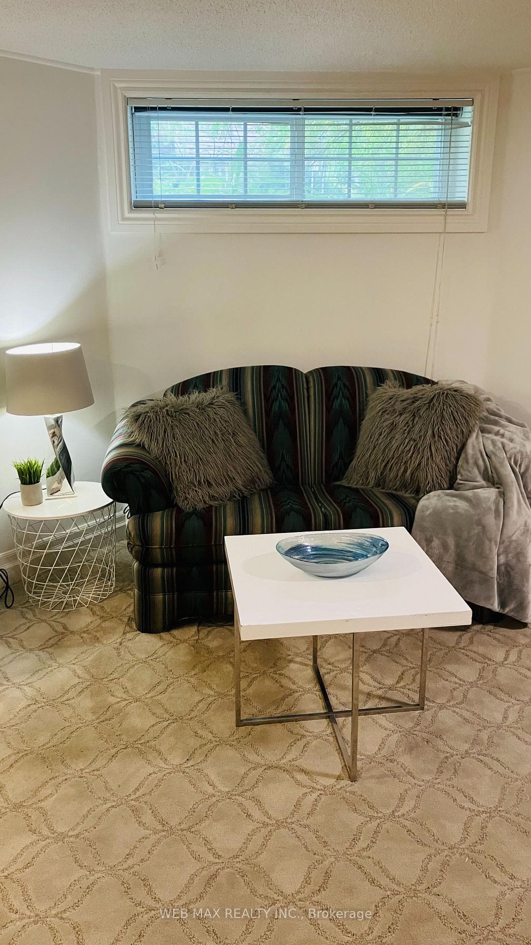 Sofa Comes with Unit