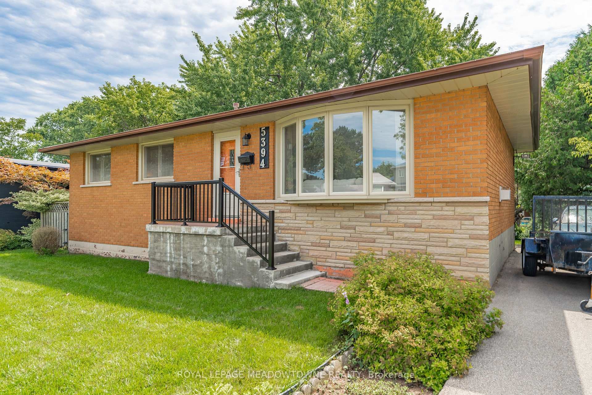 5394 Murray Crescent photo 5
