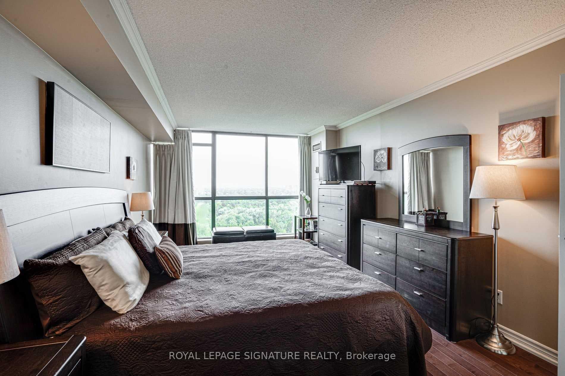 131 Torresdale Avenue Unit 1505 photo 29