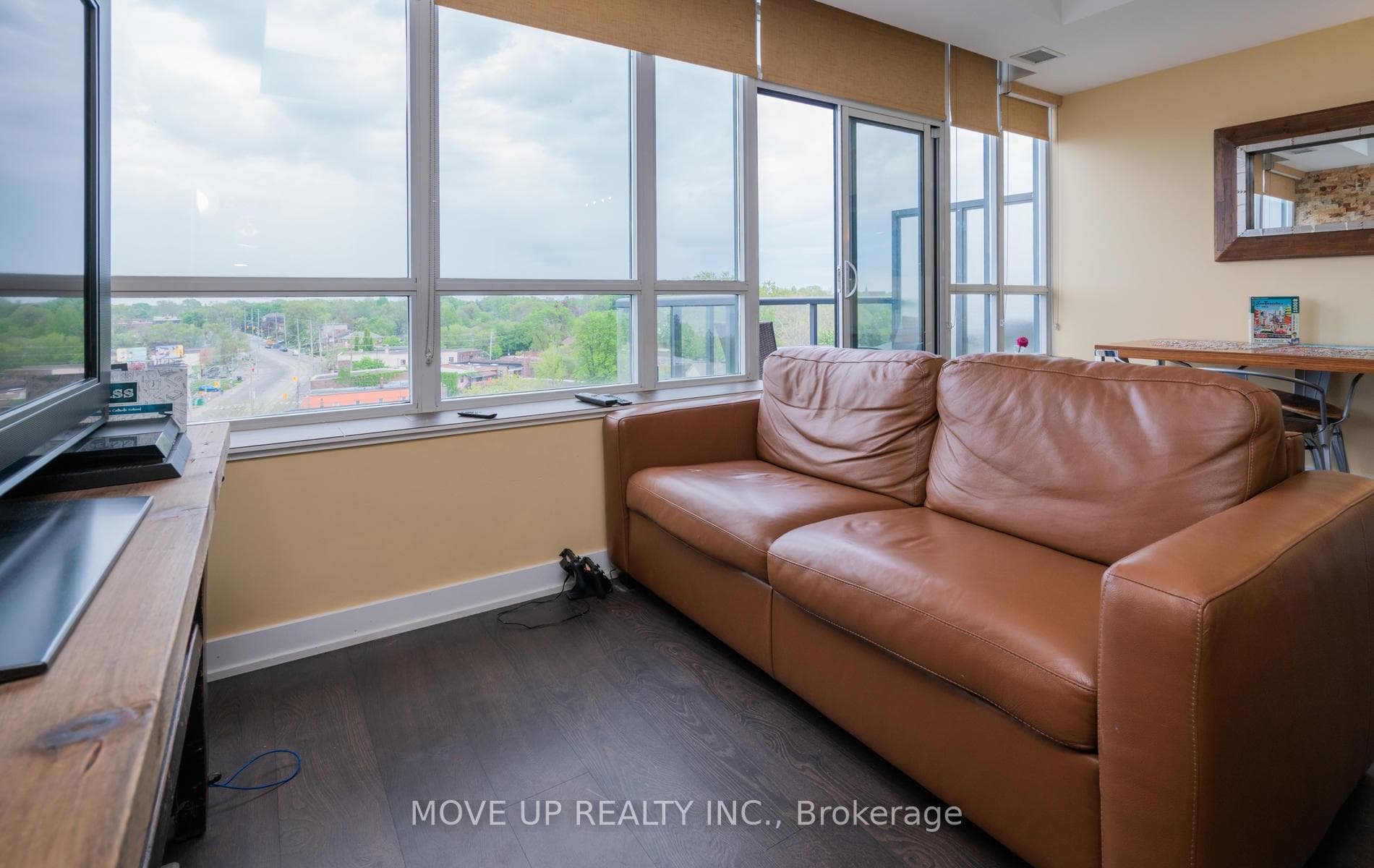11 Superior Avenue Unit 807 photo 6
