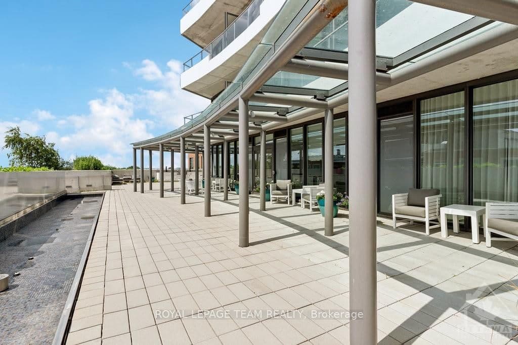 485 RICHMOND Road Unit 1710 photo 20