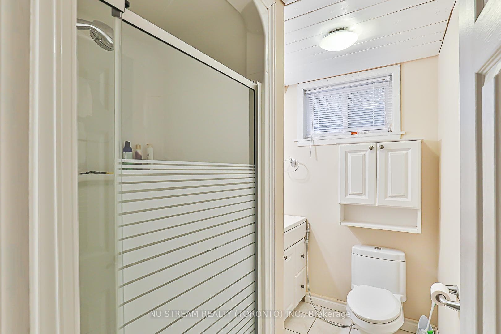 68 Proctor Avenue photo 16