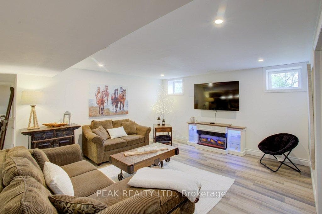 76 Kennedy Road photo 30