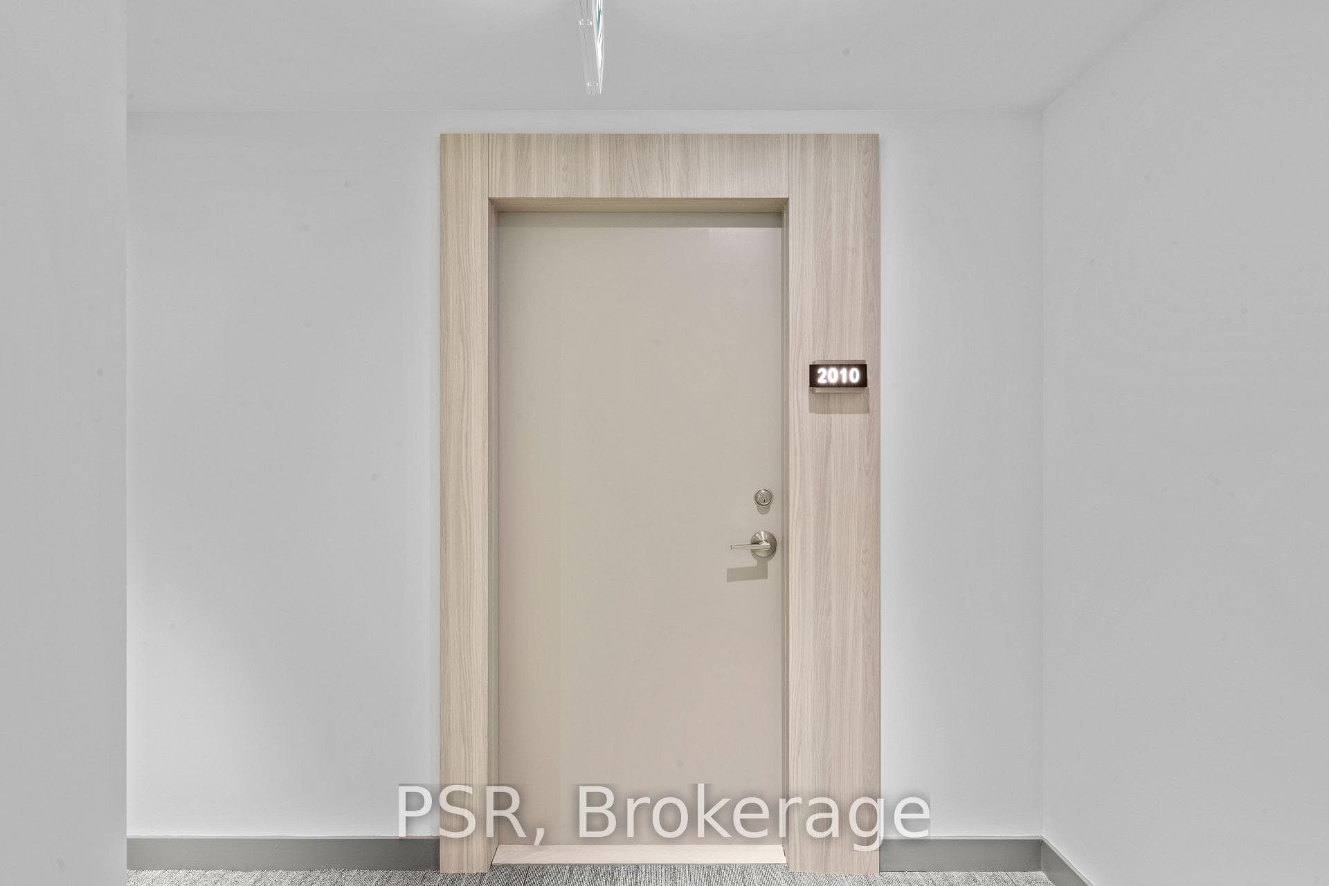 101 Roehampton Avenue Unit 1609 photo 14